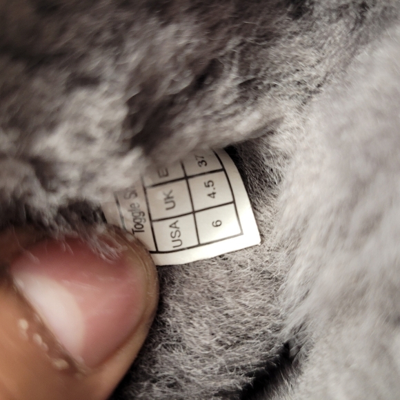 Cozie Steps Shoes Women's 6.5 Genuine Australian Sheepskin Toggle Short Boots - Picture 2 of 15